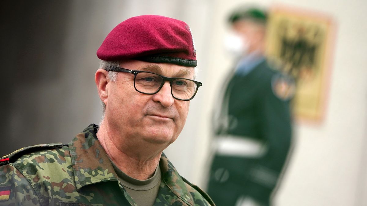 Einen echten Gegenangriff habe ich in der Ukraine nicht gesehen, sagt der deutsche General